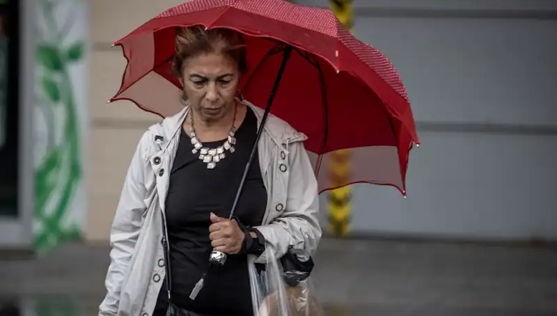 Meteorolojiden Fırtına Uyarısı! Tehlikeli Hava Koşullarına Dikkat Edin