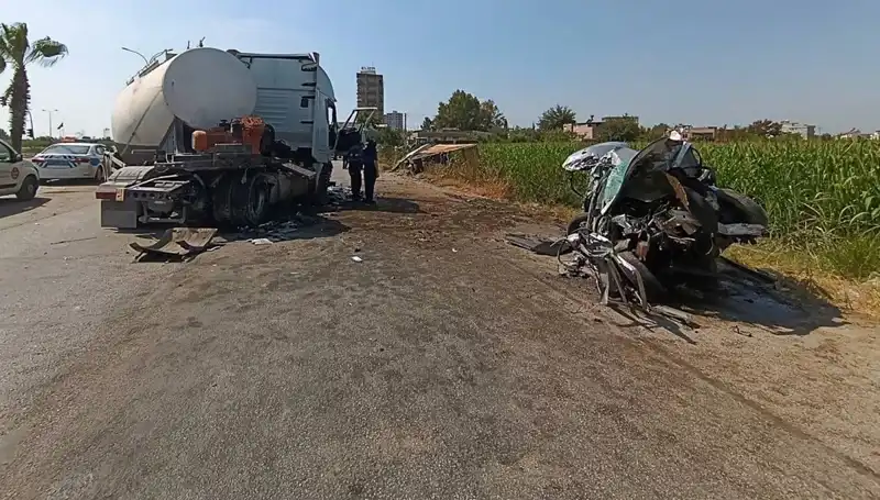 Adana'da Feci Kaza: Tanker, Otomobil ve Kamyona Çarptı