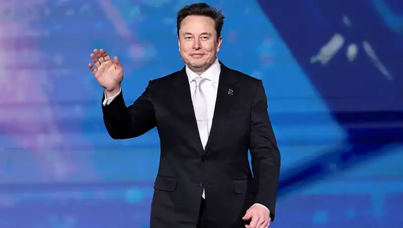 Tesla’nın Devasa SUV Modeli: "Canavar" Projesi Neden İptal Edildi?