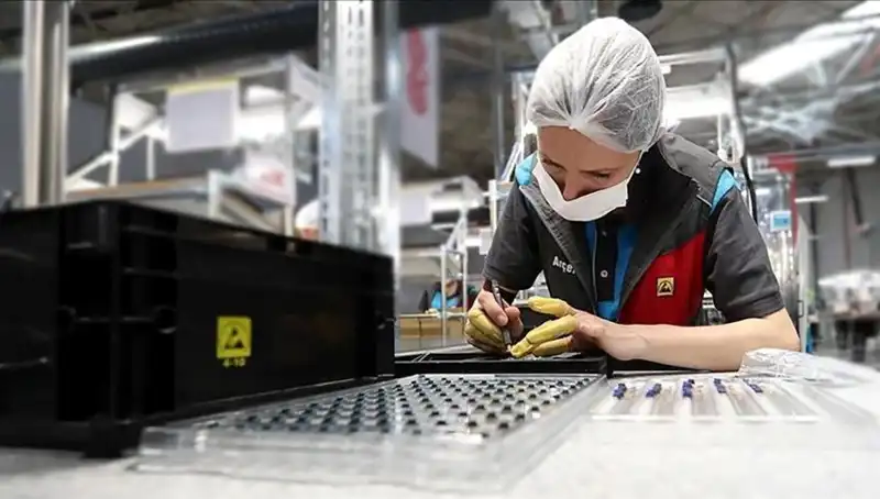 Foxconn, Yapay Zeka Gelişmelerinde Çığır Açan İlk Büyük Dil Modelini Tanıttı