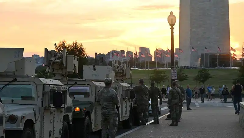 ABD Ordusu, Washington'dan Sonra Chicago'ya Hızla İlerliyor