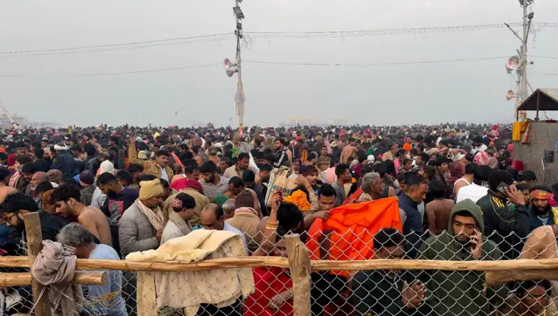 Dini Festivalde İzdiham: Hindistan'da Trajik Olayda En Az 6 Kişi Hayatını Kaybetti