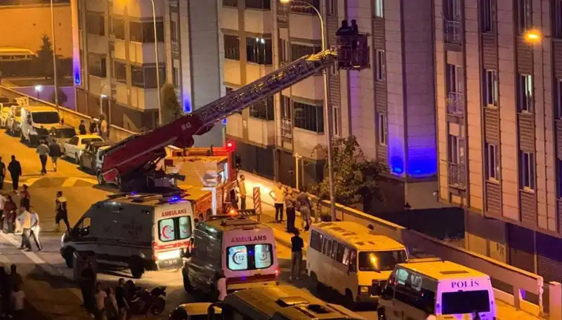 Bilecik'te Yangın Felaketi: 9 Kişi Hastaneye Kaldırıldı