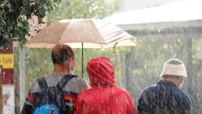 Aydın'da Sağanak Yağış Tehlikesi: Meteoroloji Uyarısı Geldi!