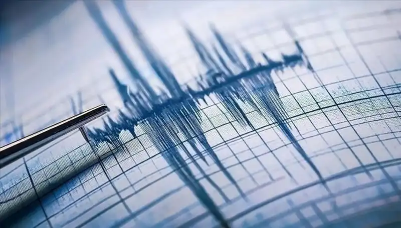 Ege Denizi’nde Korkutan Deprem: 3.0 Büyüklüğündeki Sarsıntı Neleri Etkiledi?