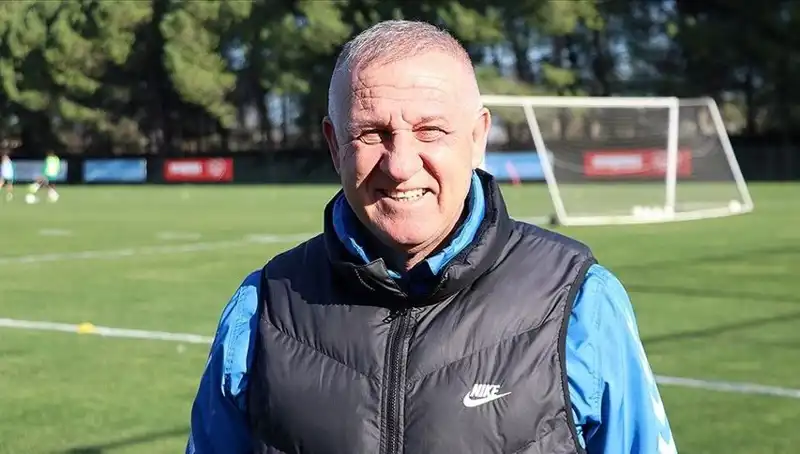 Ankaragücü'nde Şok Gelişme: Mesut Bakkal Gönderildi, Yeni Dönem Başlıyor!