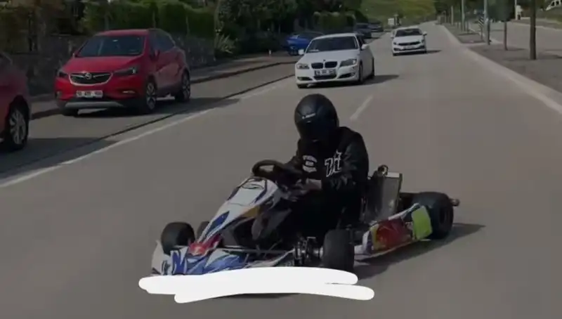 Go-Kart Sürücüsünün Tehlikeli Drift Gösterisi Sosyal Medyayı Salladı