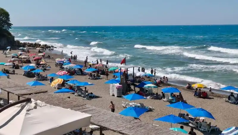 Akçakoca'da Denizde Kısıtlama: Neden ve Sonuçları Nedir?