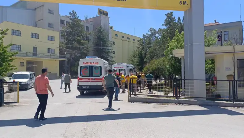 Çorum'da Un Fabrikasında Patlama: 10 Yaralıdan Biri Ağır!