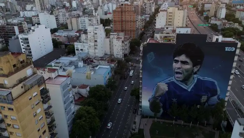 Maradona'nın Ölümü: Sağlık Çalışanları Cinayetten Yargılanacak mı?
