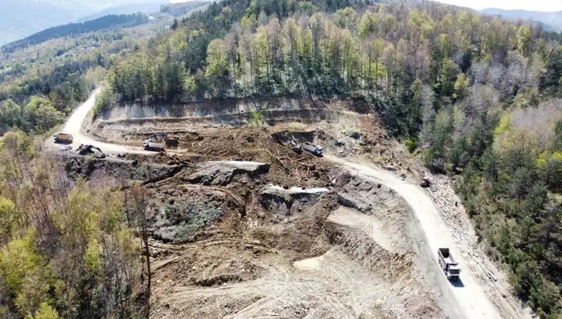 Kastamonu-Çatalzeytin Karayolunda Heyelan: Ulaşımda Ne Kadar Zorluk Yaşanıyor?
