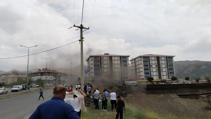 Bitlis’te Doğalgaz Hattında Patlama: Hayatlar Tehlikede, Korku Dolu Anlar Yaşandı