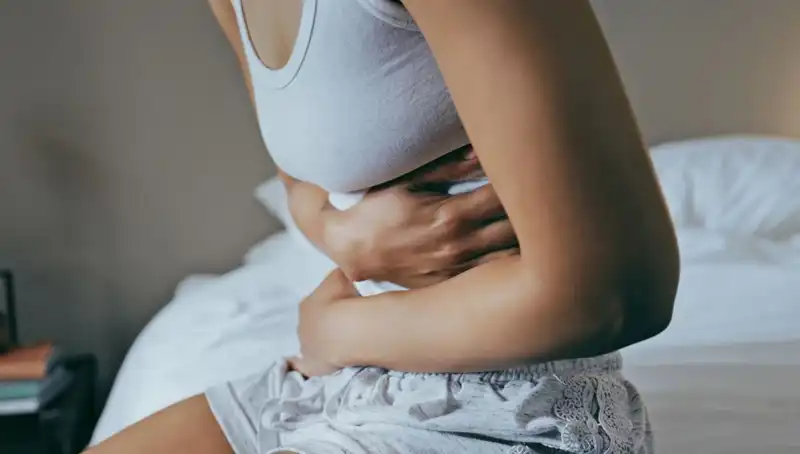 22 Yaşında Bağırsak Kanseri Teşhisi: Genç Yaşta Görmezden Gelinen Belirtiler