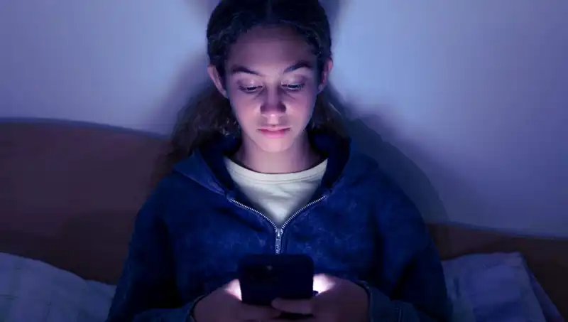 Sosyal Medyada Yaygınlaşan Ölümcül Trend: Ergenler için ''Havalı'' Olanın Tehlikesi