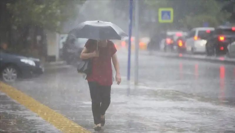 Üç Bölgede Devam Eden Sağanak Yağış Alarmı ve Etkileri